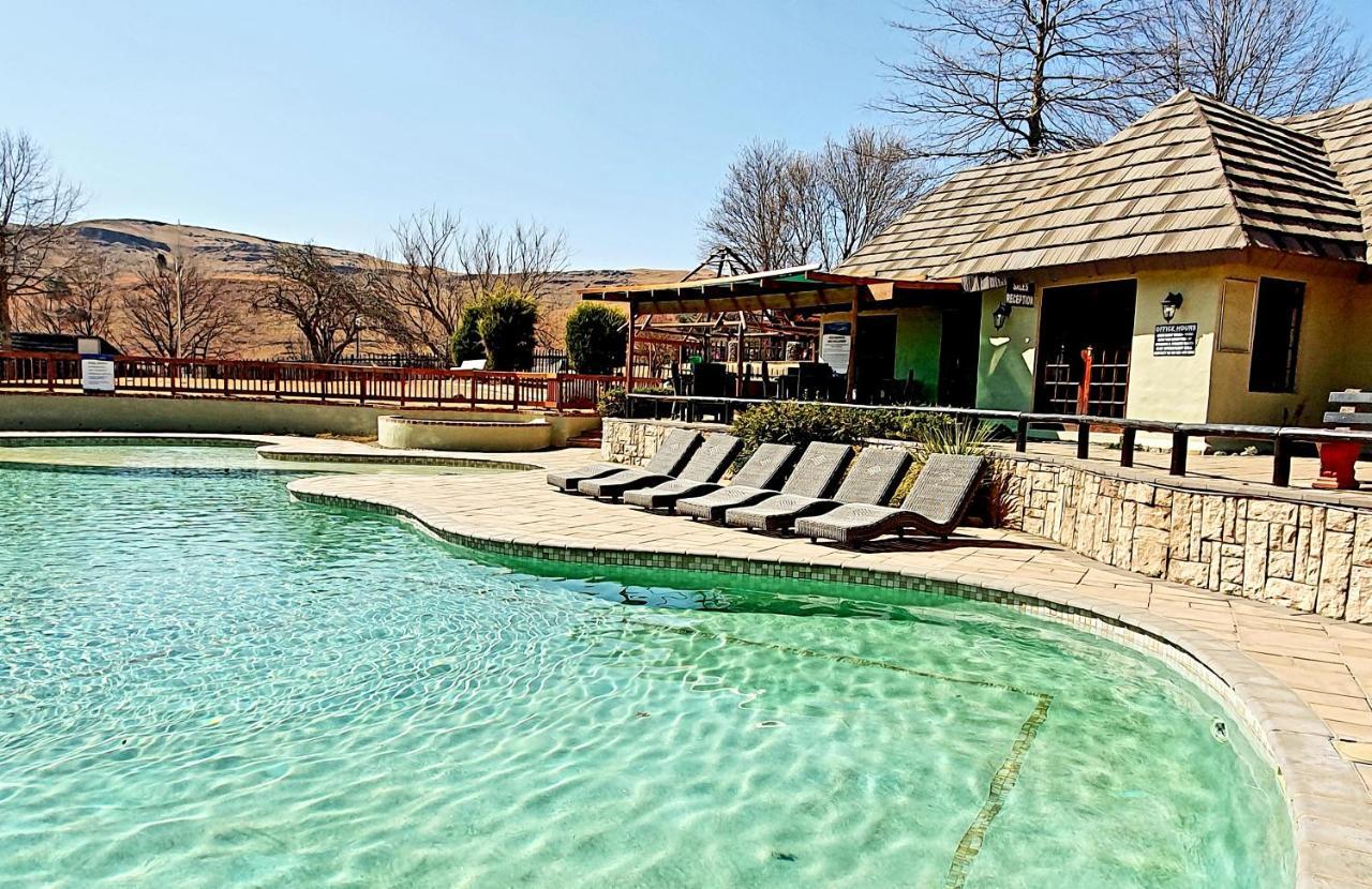 Villa 124 Fairways Drakensberg Gardens Underberg Esterno foto