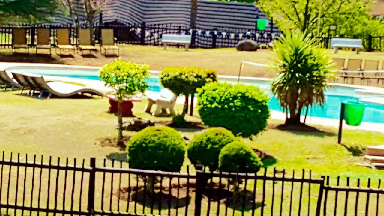 Villa 124 Fairways Drakensberg Gardens Underberg Esterno foto