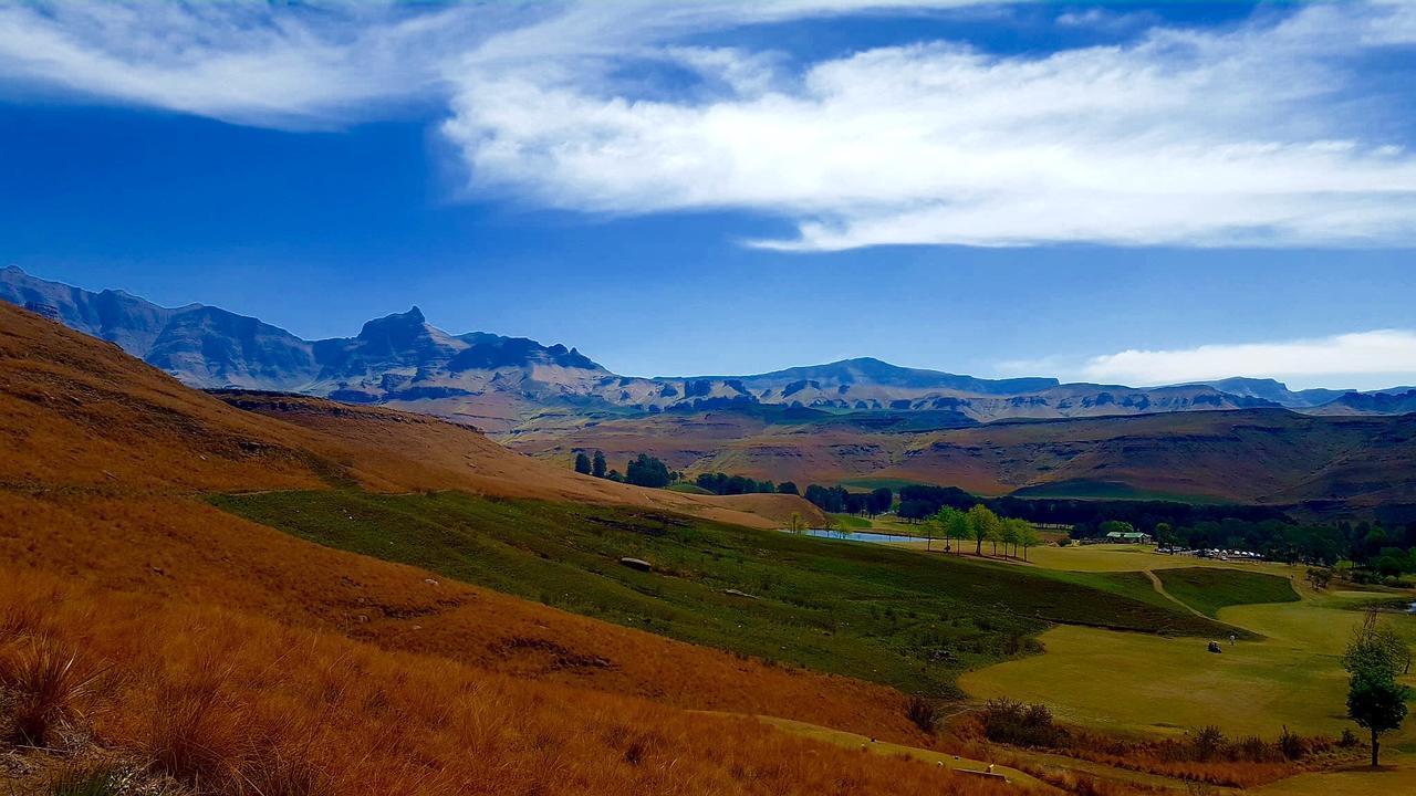 Villa 124 Fairways Drakensberg Gardens Underberg Esterno foto