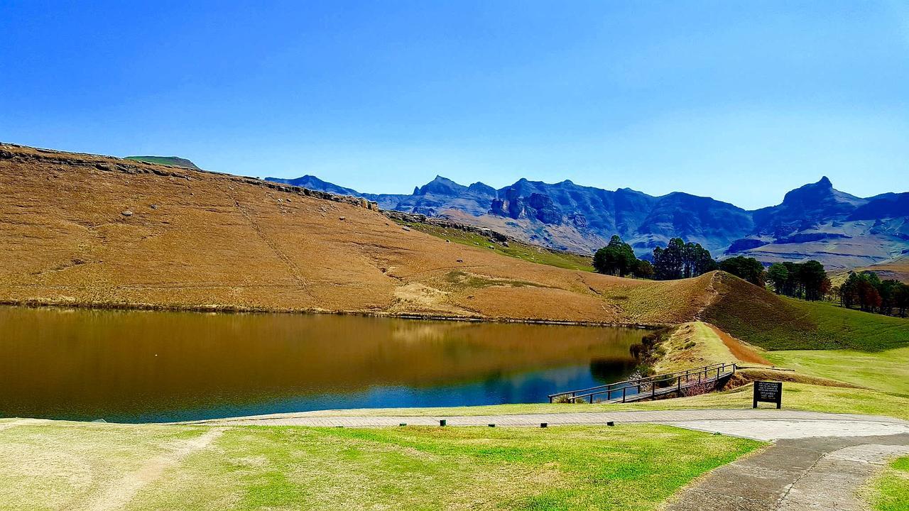 Villa 124 Fairways Drakensberg Gardens Underberg Esterno foto
