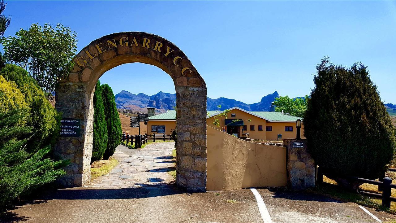 Villa 124 Fairways Drakensberg Gardens Underberg Esterno foto