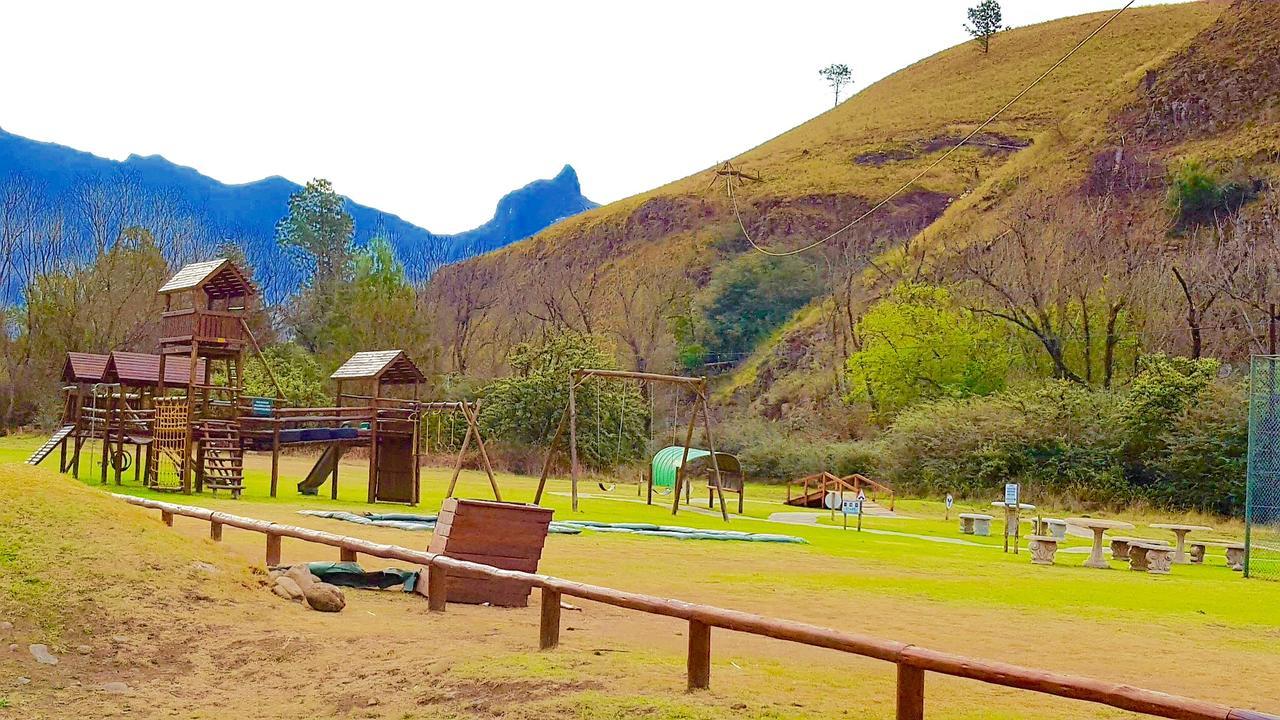 Villa 124 Fairways Drakensberg Gardens Underberg Esterno foto